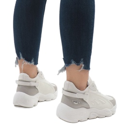 Zapatos deportivos blancos de moda 9115 2