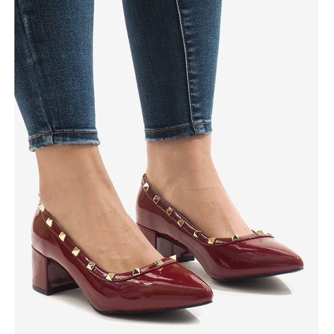 Zapatos de salón lacados en burdeos en el pilar X-70 rojo multicolor 1