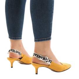 Zapatos de tacón amarillos con tacón HD-33 2