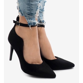 Zapatos negros con tacón B-54 2