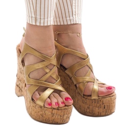 Sandalias cuña doradas 10193 dorado 1