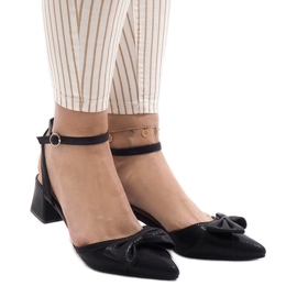 Sandalias negras de tacón 1702-2 negro 1