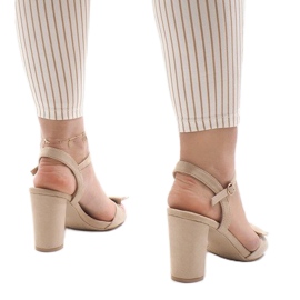 Sandalias de tacón beige Gh 1508 3