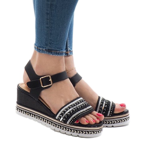 Sandalias de cuña decoradas negras YRT-72-1 negro 2