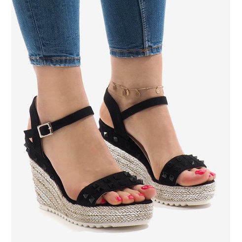 Sandalias de cuña de ante negro con tachuelas TS-16 2