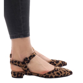 Sandalias bailarinas con estampado de leopardo 77-100 marrón 2