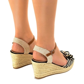 Sandalias de cuña negras con lazo W032 negro 3