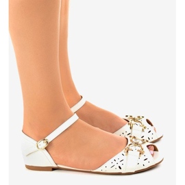 Sandalias blancas con hebilla GF-180 blanco 2