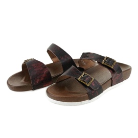 Pantuflas rojas y marrones con hebilla GA735 marrón rojo 2