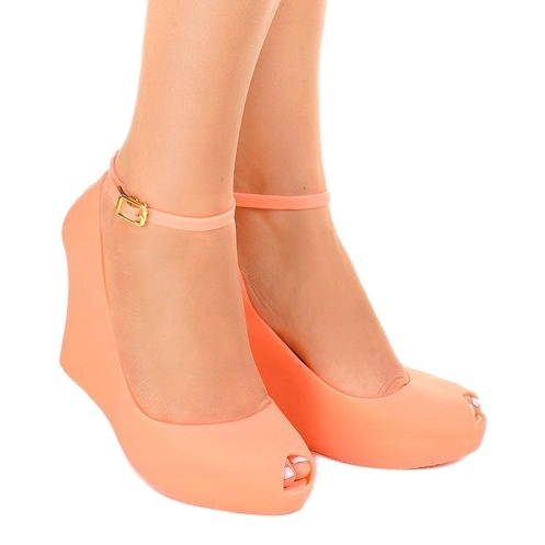 Meliski de goma naranja descubierto KM06-3 1