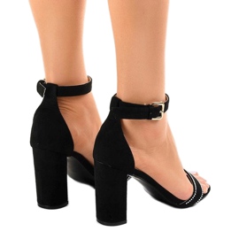 Sandalias negras en poste con lentejuelas A8020 negro 3