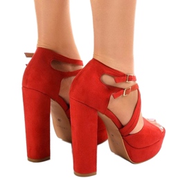 Sandalias rojas sobre ante de poste D09 rojo 3