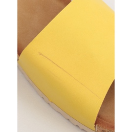Zapatillas amarillas en una cuña de corcho amarillo 3527-12 Amarillo II-GAT 5