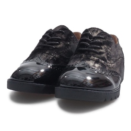 Zapatos de ante negros de Adele 3