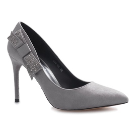 Tacones grises con lazo burdeos 1
