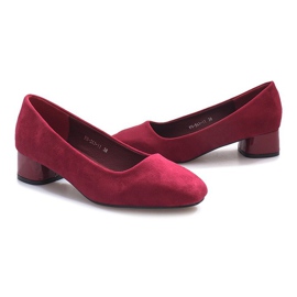 Bombas rojas en la publicación The Best rojo 3