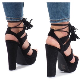 Sandalias negras en un poste de terciopelo One Love negro 3