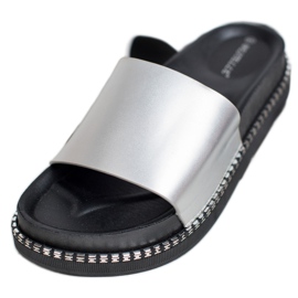 Bestelle Pantuflas plateadas para mujer gris 3