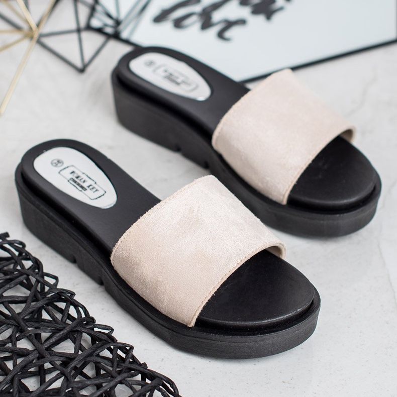 SHELOVET Sandalias de cuña marrón 1