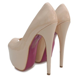 Tacones lacados en la plataforma D913 Beige 4