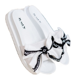 Jumex Pantuflas con lazo de amor blanco 4