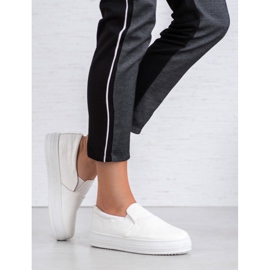 SHELOVET Slipons en la plataforma blanco 2