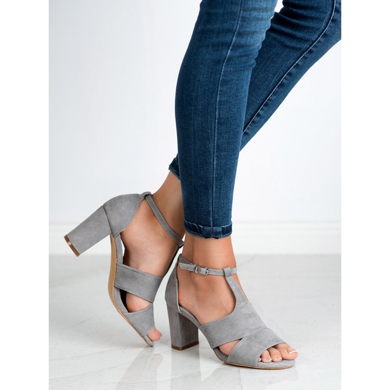 Vinceza Sandalias grises 1