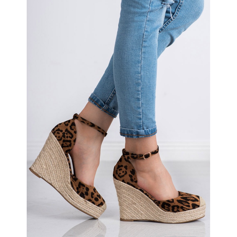 SHELOVET Bombas con Panetrka marrón 1