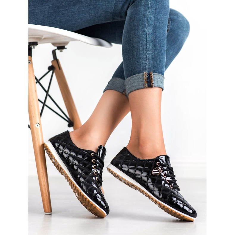 Camo Zapatos brogue lacados negro 2