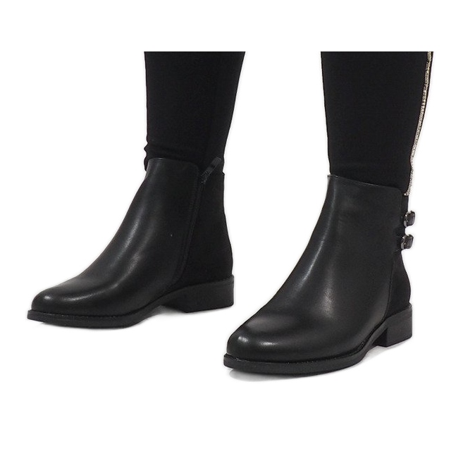 Ideal Shoes Botas negras elegantes C-7200 negro 1 Ideal Shoes Botas negras elegantes C-7200 negro 1