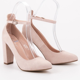 Ideal Shoes Zapatos de tacón abrochados con hebilla marrón 1 Ideal Shoes Zapatos de tacón abrochados con hebilla marrón 1