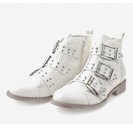 Botas blancas caladas con hebilla NC171 blanco 3
