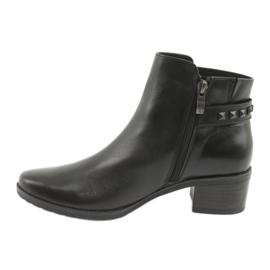 Botas de cuero para mujer Caprice con pernos 25433 negros 2
