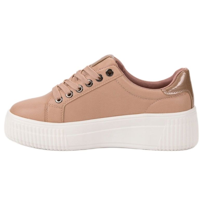 Kylie Calzado deportivo en la plataforma marrón 1