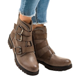 Botas de mujer verdes en una suela masiva C569 1