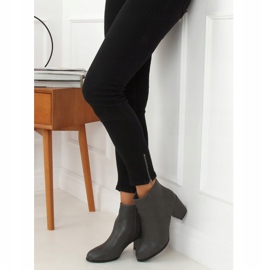 Tacones altos grises clásicos 77-71 Gris 2 Tacones altos grises clásicos 77-71 Gris 2