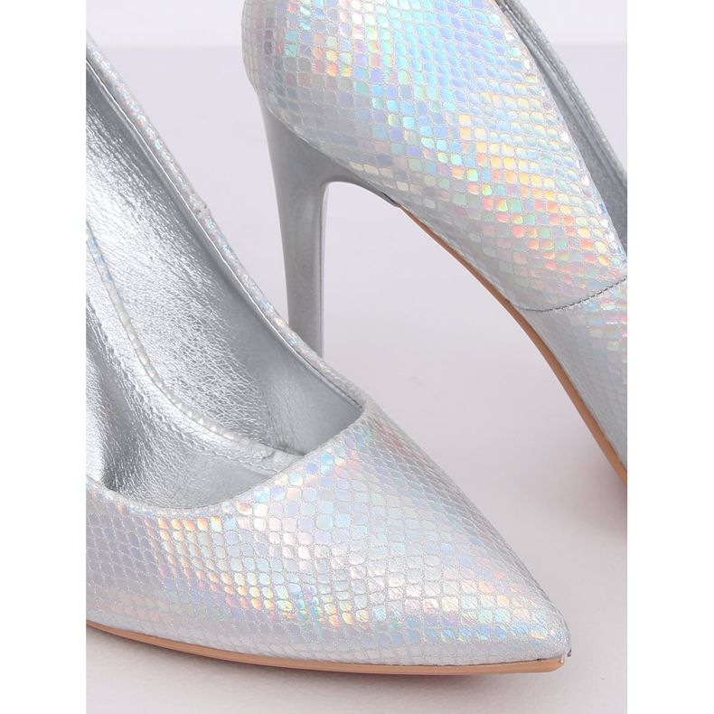 Zapatos de tacón en un alfiler plateado holográfico NF-52 Silver gris 2 Zapatos de tacón en un alfiler plateado holográfico NF-52 Silver gris 2