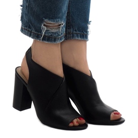 Botas negras abiertas en el poste 0280-86 negro 2 Botas negras abiertas en el poste 0280-86 negro 2