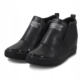 Zapatillas negras en la cuña DD408-1 negro 4