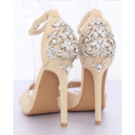 Sandalias en un estilete con piedras beige 9509-502 Beige II-GAT 3