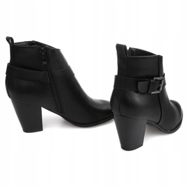 Boots On A Post 2255-2 Negro 3