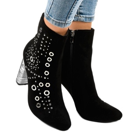 Botines de ante negro en el poste AE28P 2