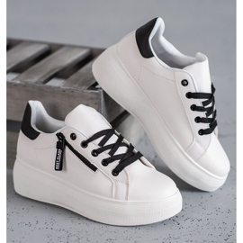 SHELOVET Zapatos con cordones en la plataforma blanco 3