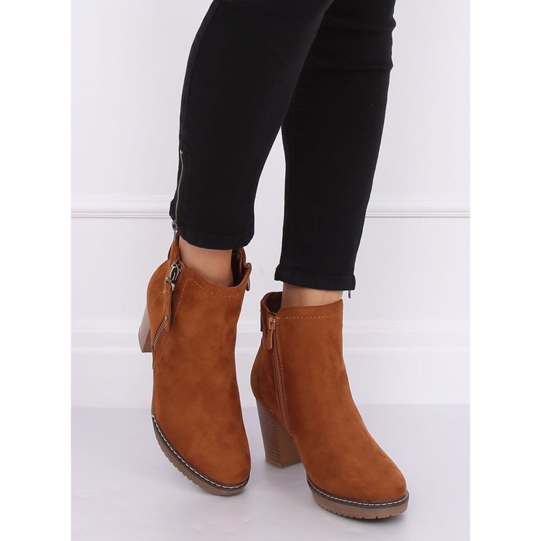 Camel 8B856 Botas de tacón alto de ante camel marrón 1 Camel 8B856 Botas de tacón alto de ante camel marrón 1