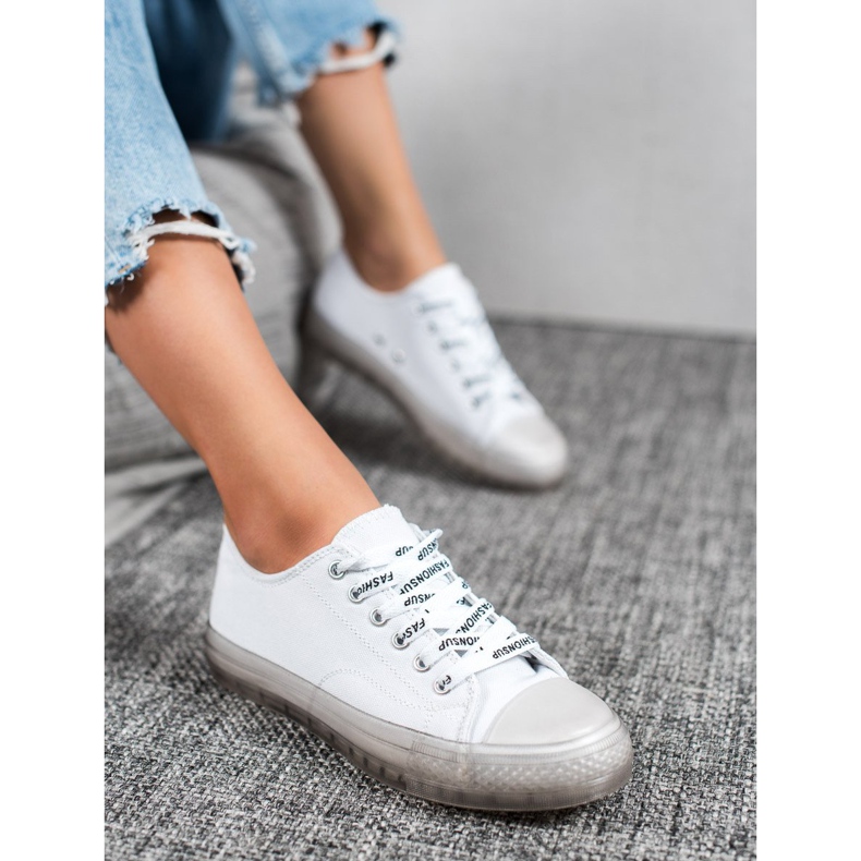 SHELOVET Zapatillas bajas para mujer blanco 2
