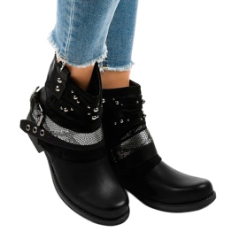 Botas negras aisladas ricamente decoradas 17103-1A negro 1 Botas negras aisladas ricamente decoradas 17103-1A negro 1