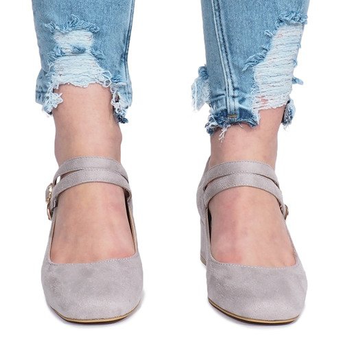 Bombas grises en el puesto de Tamara 1