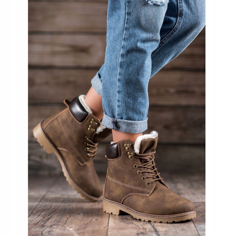 Super Me Tramperos calientes marrón 1 Super Me Tramperos calientes marrón 1