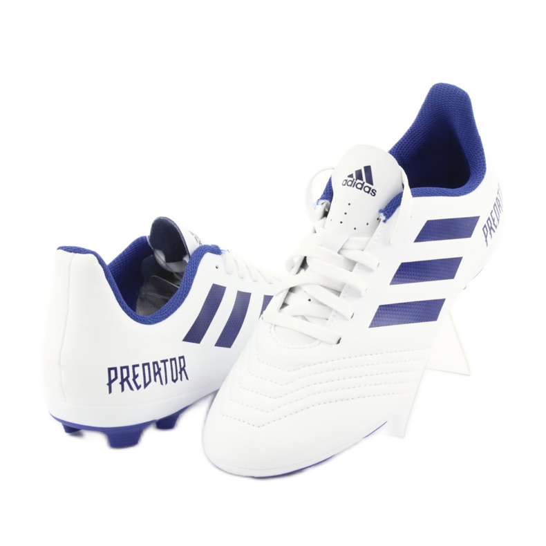 Botas de fútbol adidas Predator 19.4 FxG Jr CM8542 blanco 3