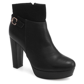 Boots On A Post 6967 Negro 1